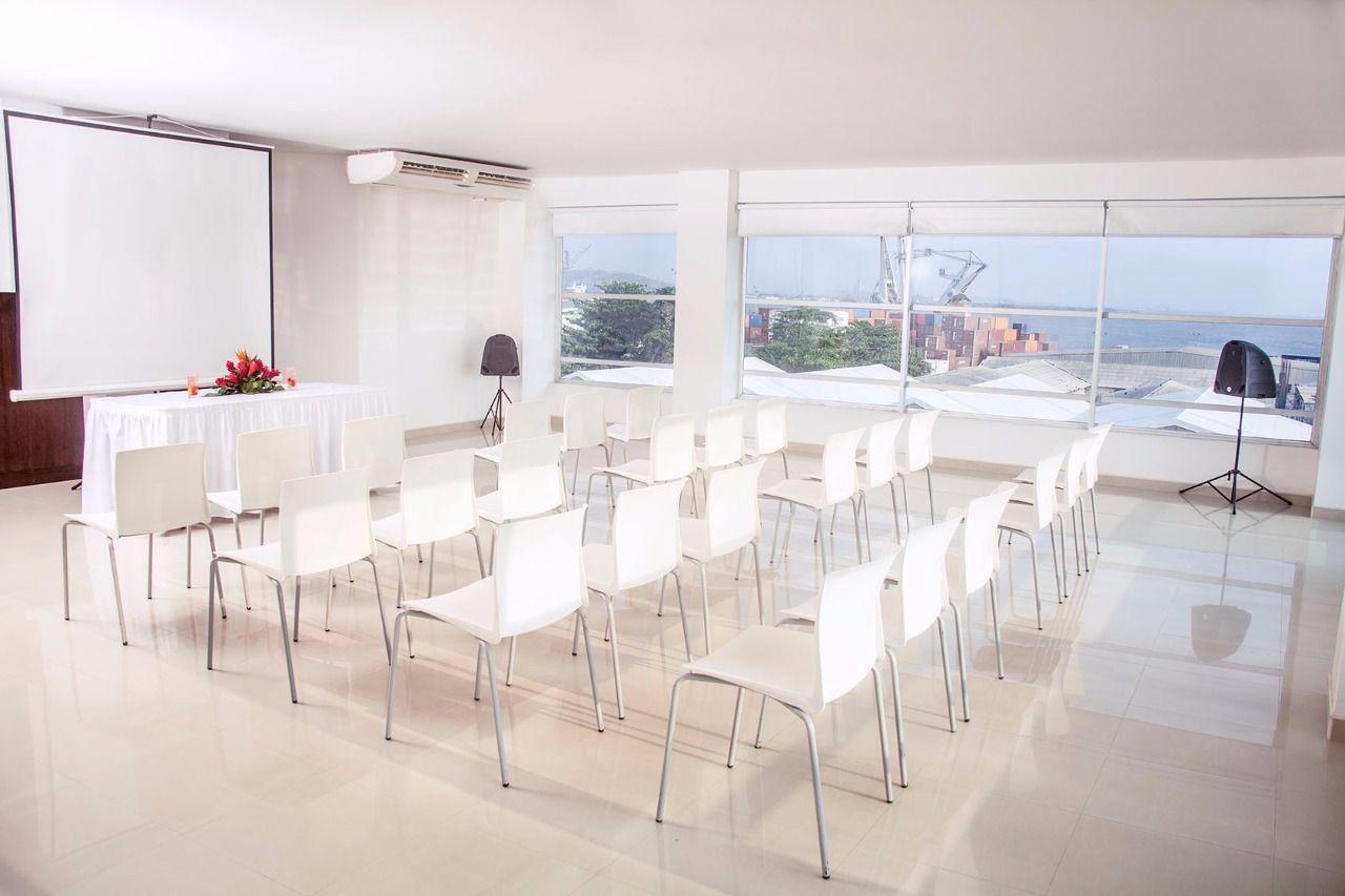 Altamar Hotel 3*